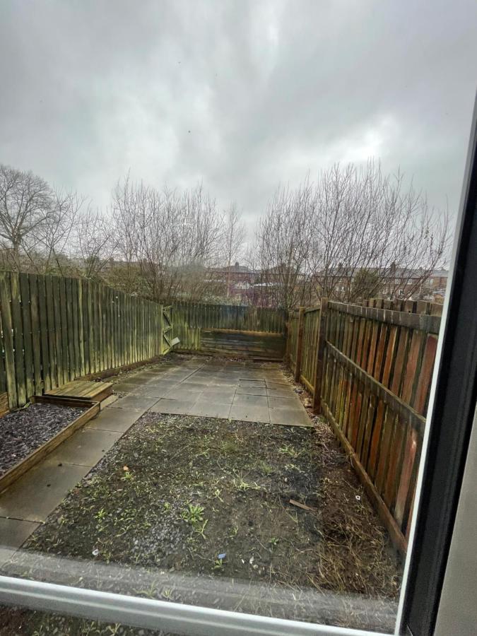 Hensh Homes St Helens  Exterior photo